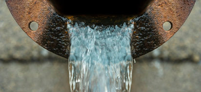 Metales pesados en el agua y riesgos para la salud